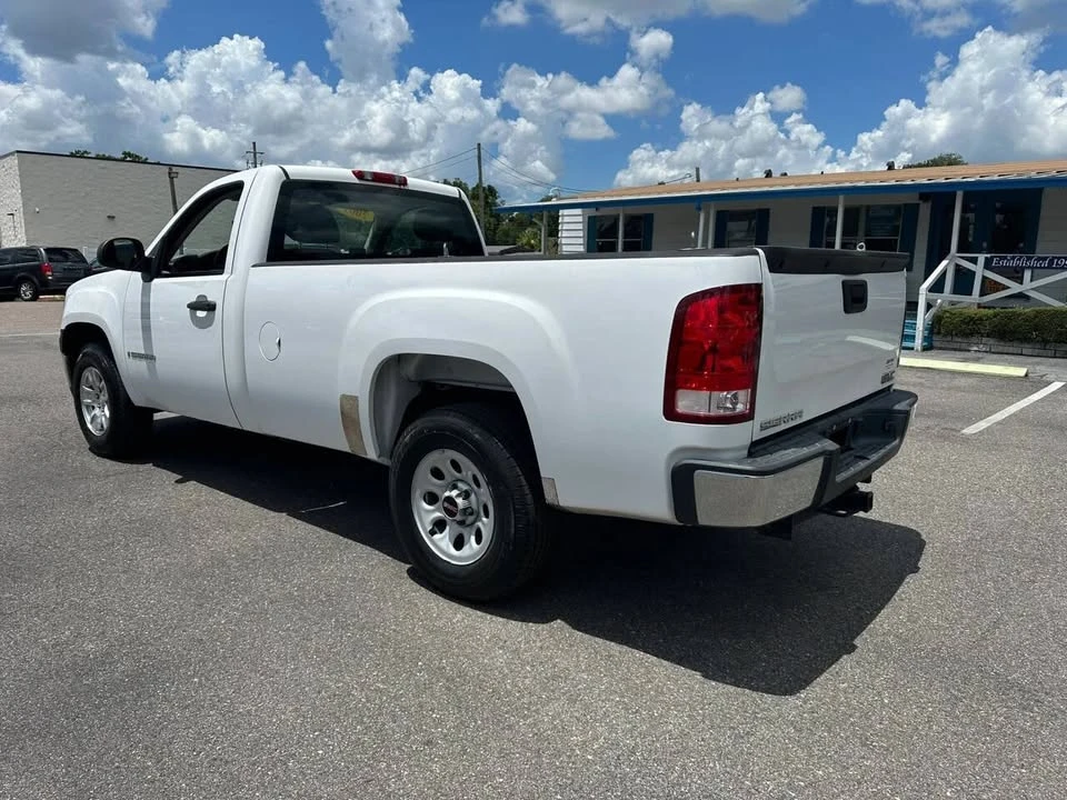 2009 GMC Sierra 3rd Gen - Image 4 of 9