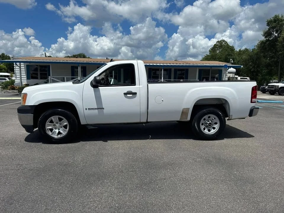 2009 GMC Sierra 3rd Gen - Image 3 of 9