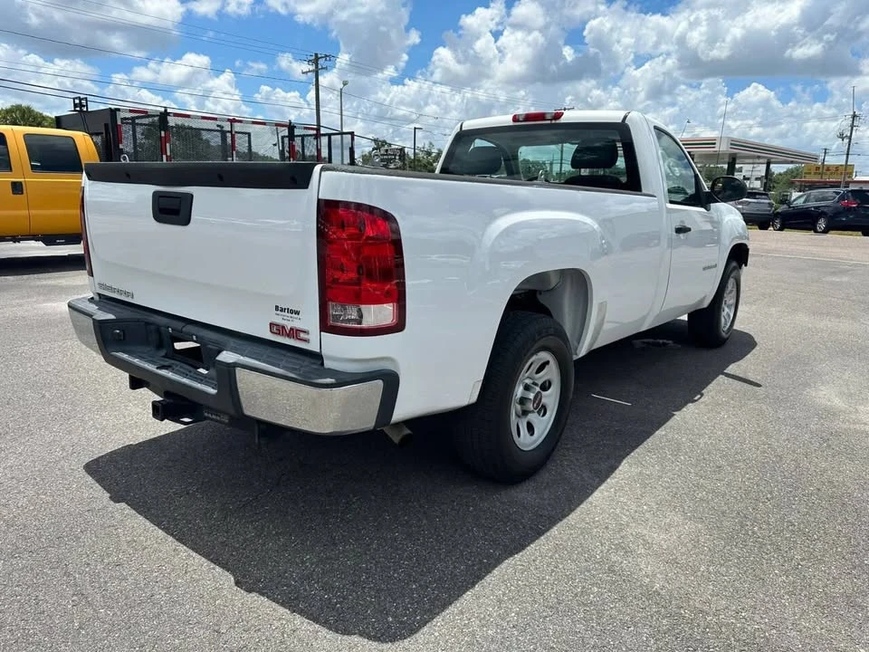 2009 GMC Sierra 3rd Gen - Image 5 of 9