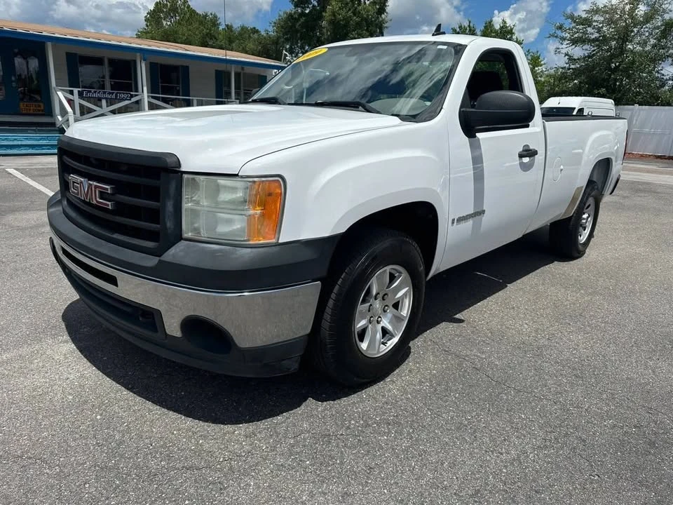 2009 GMC Sierra 3rd Gen - Image 2 of 9
