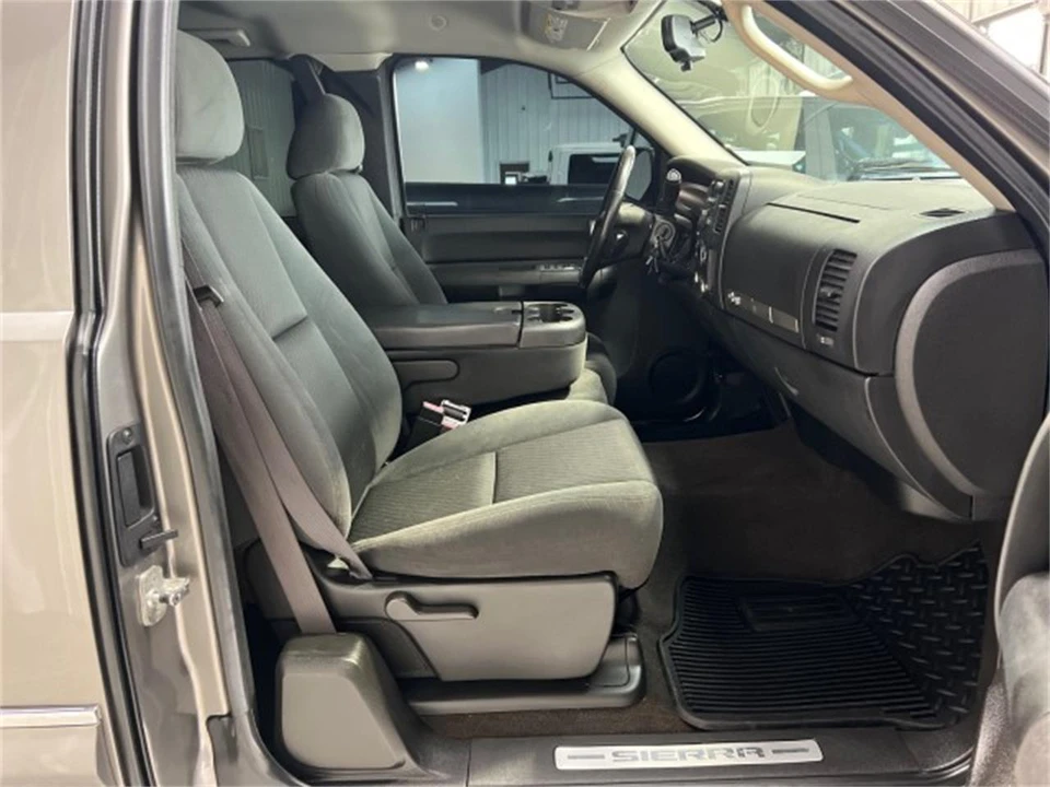 2009 GMC Sierra 3rd Gen - Image 12 of 31