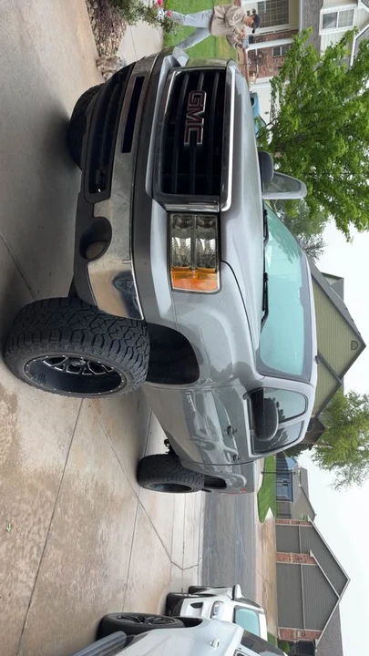 2009 GMC Sierra 3rd Gen - Image 3 of 5