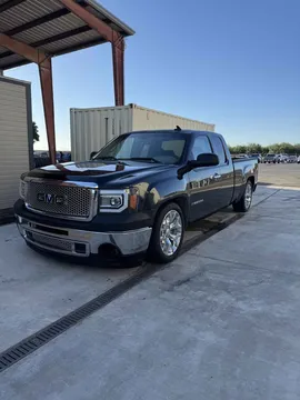 2009 GMC Sierra 1500 Extended Cab SL Pickup 4D 6 1/2 ft