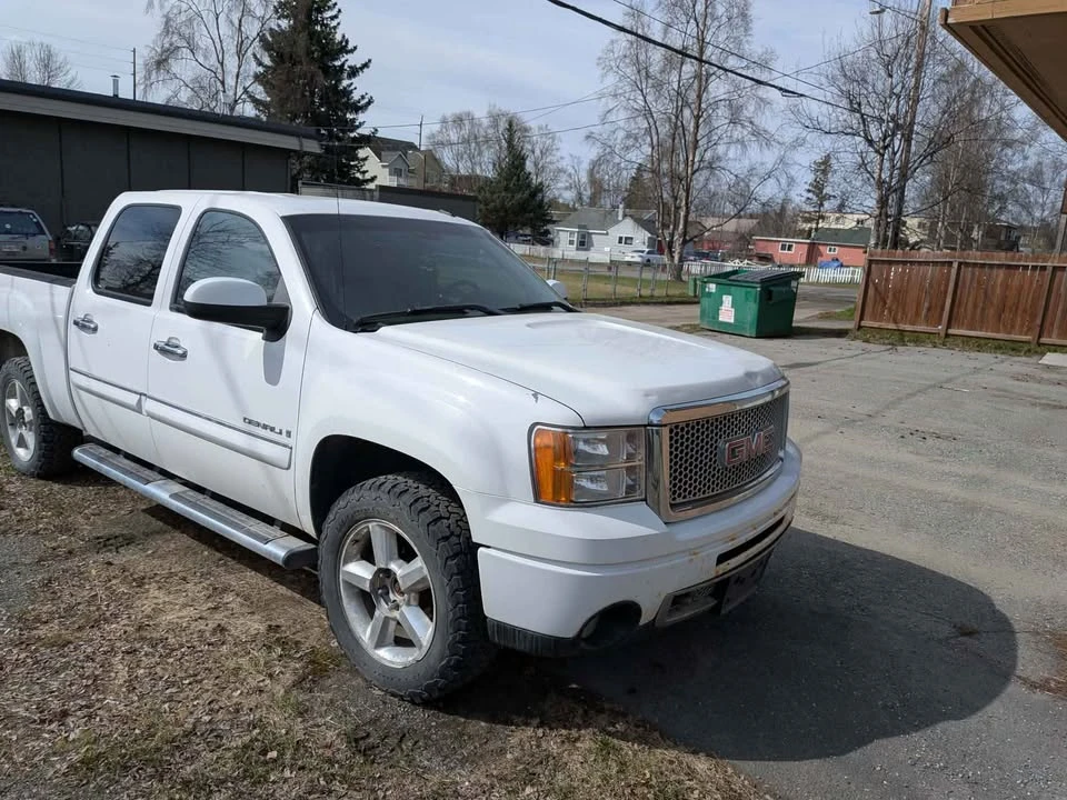 2009 GMC Sierra 3rd Gen - Image 4 of 13