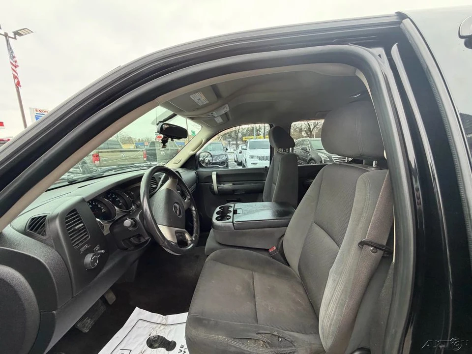 2009 GMC Sierra 2nd Gen - Image 13 of 21