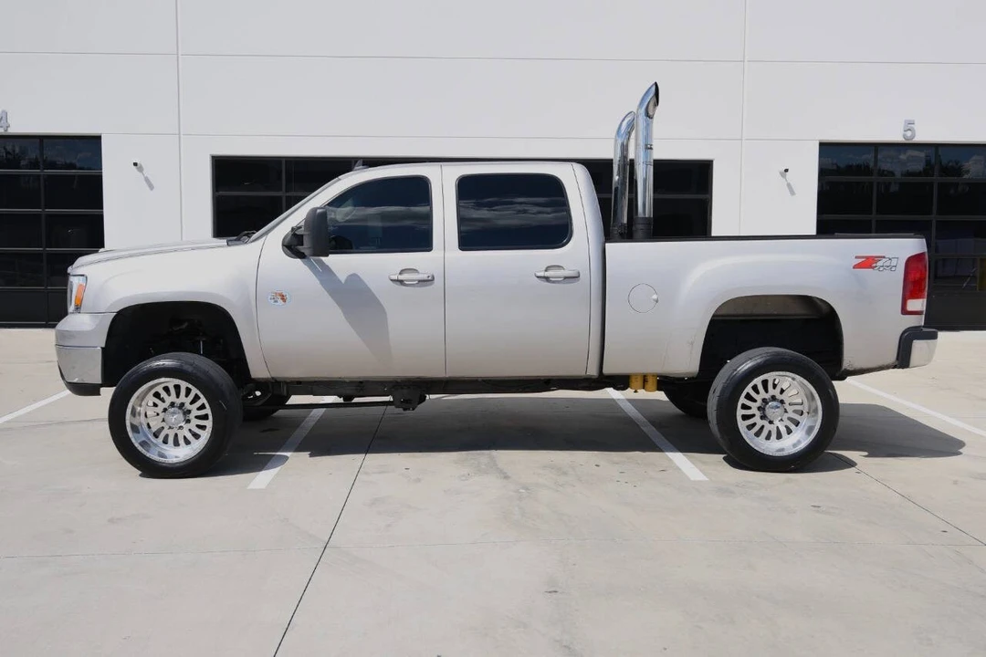 2009 GMC Sierra Heavy Duty 3rd Gen - Image 5 of 21