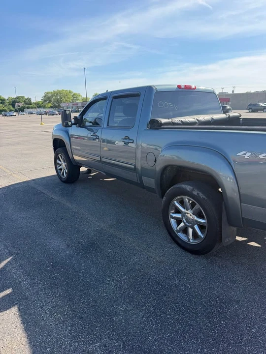 2009 GMC Sierra 2nd Gen - Image 5 of 8