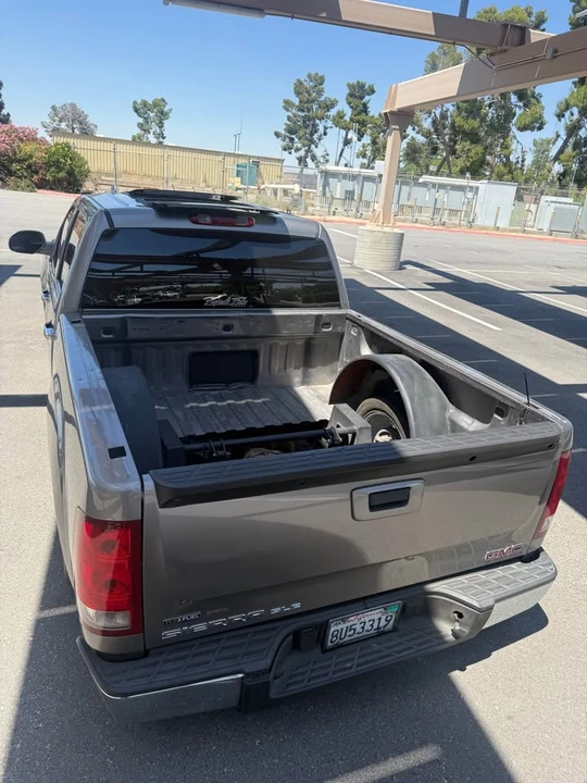 2009 GMC Sierra 2nd Gen - Image 4 of 10