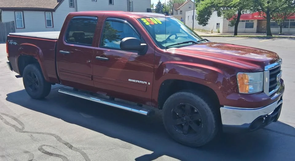 2009 GMC Sierra 3rd Gen - Image 2 of 9