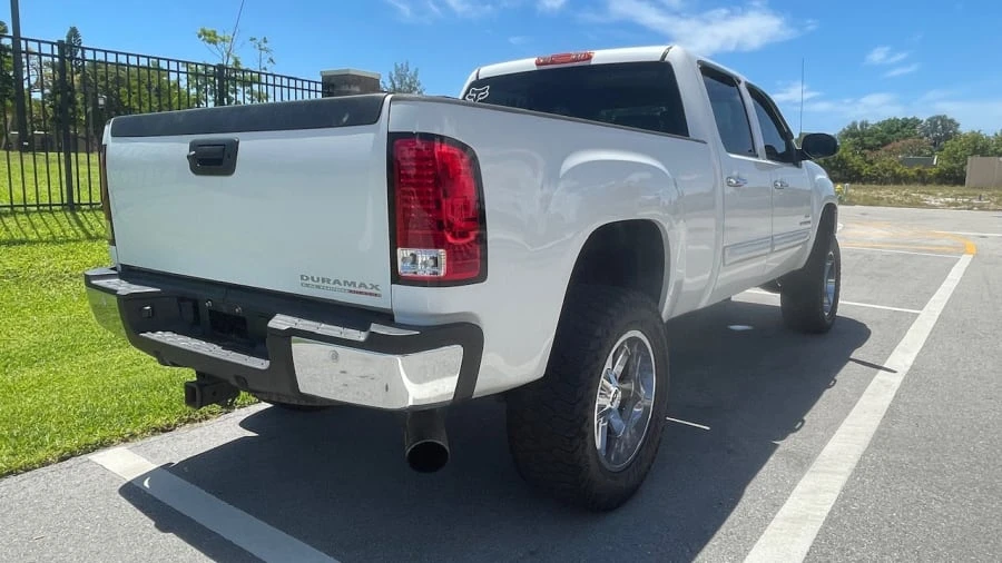 2009 GMC Sierra 3rd Gen - Image 10 of 12