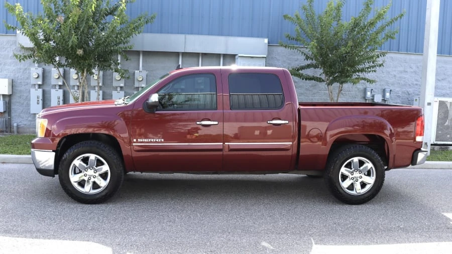 2009 GMC Sierra 3rd Gen - Image 2 of 18