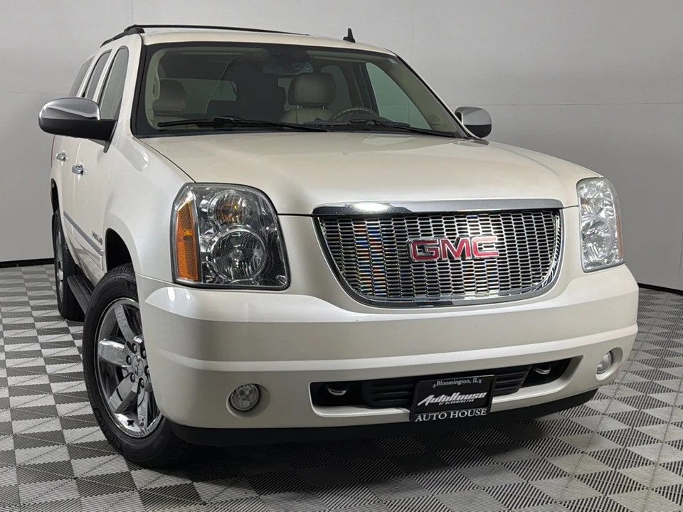 2009 GMC Yukon 3rd Gen - Image 2 of 21