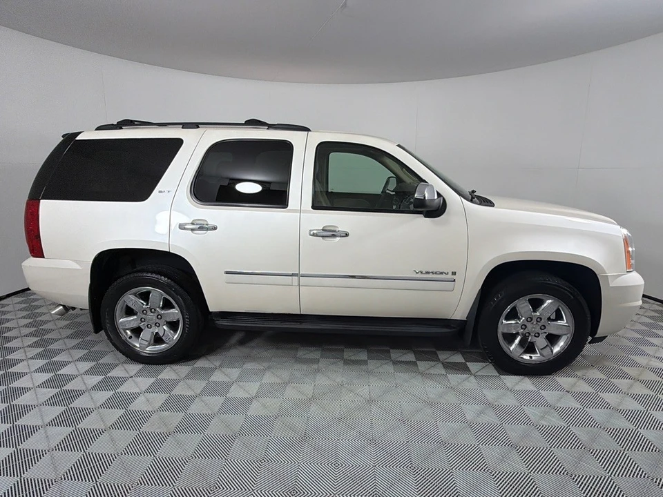 2009 GMC Yukon 3rd Gen - Image 4 of 21