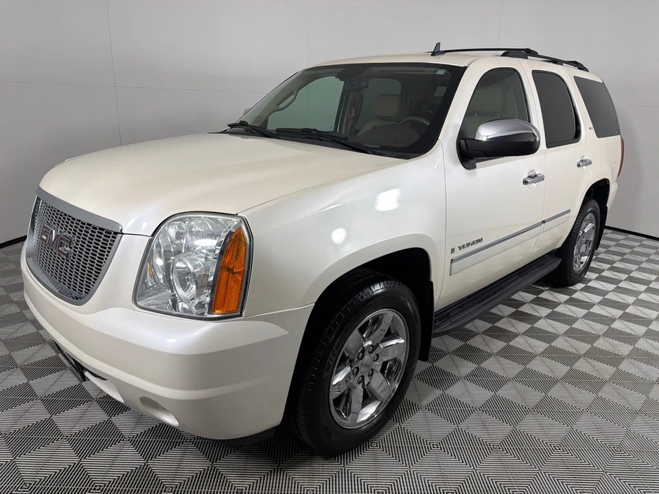 2009 GMC Yukon 3rd Gen - Image 7 of 21