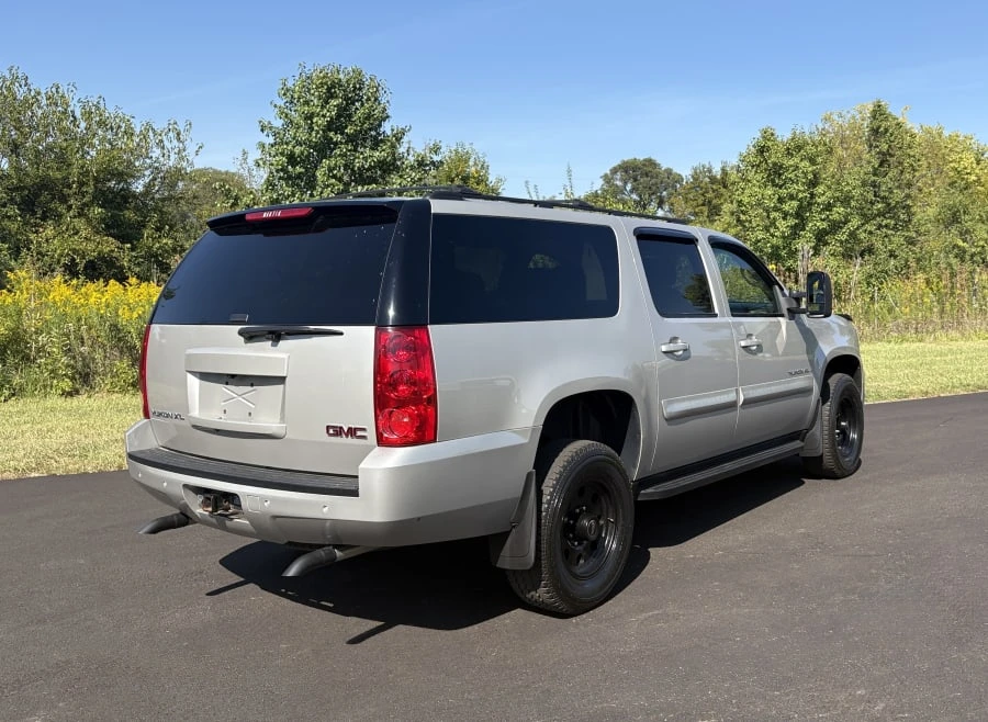 2009 GMC Yukon 3rd Gen - Image 2 of 6