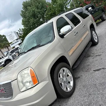 2009 GMC Yukon XL SLT Sport Utility 4D