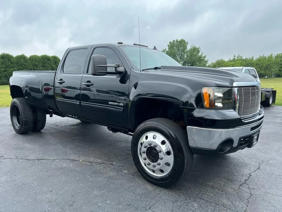 2009 GMC Sierra Heavy Duty 3rd Gen - Image 3 of 16