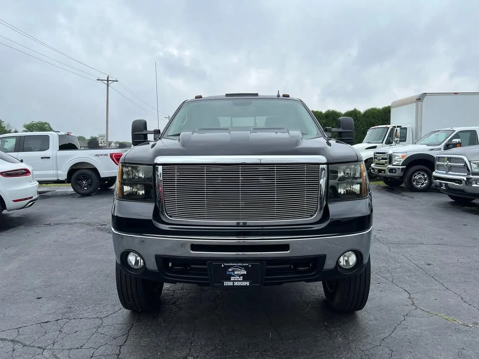 2009 GMC Sierra Heavy Duty 3rd Gen - Image 2 of 16