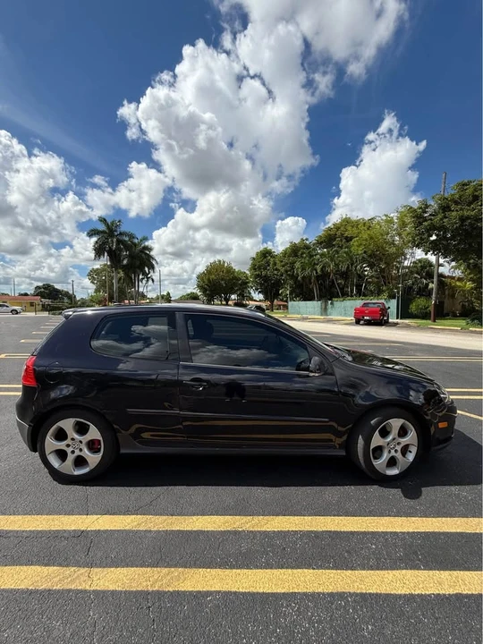 2009 Volkswagen GTI Mk5 - Image 3 of 10