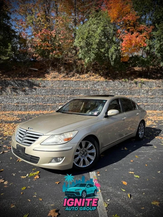 2009 Hyundai Genesis - Image 2 of 12
