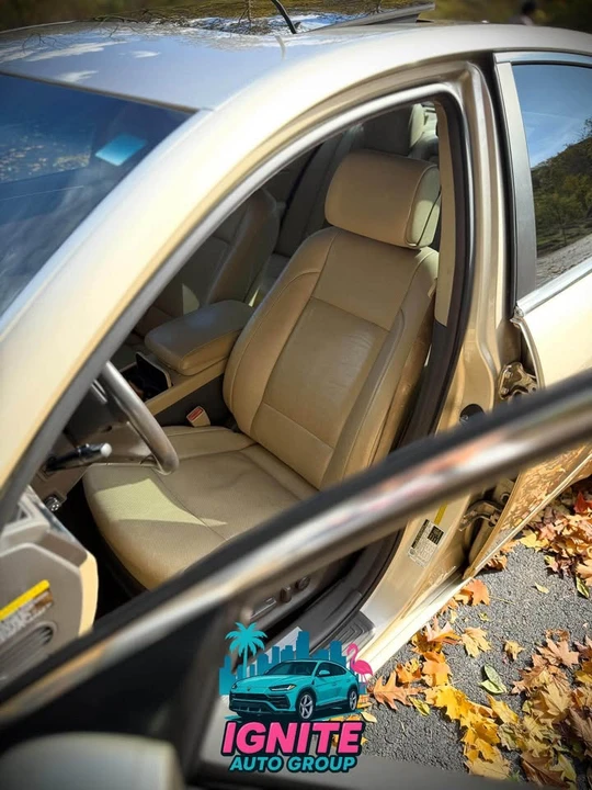 2009 Hyundai Genesis - Image 6 of 12