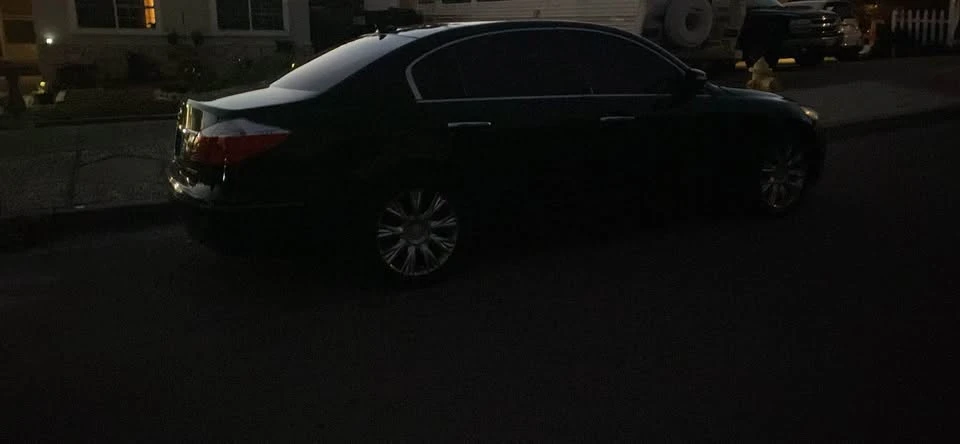 2009 Hyundai Genesis - Image 4 of 6