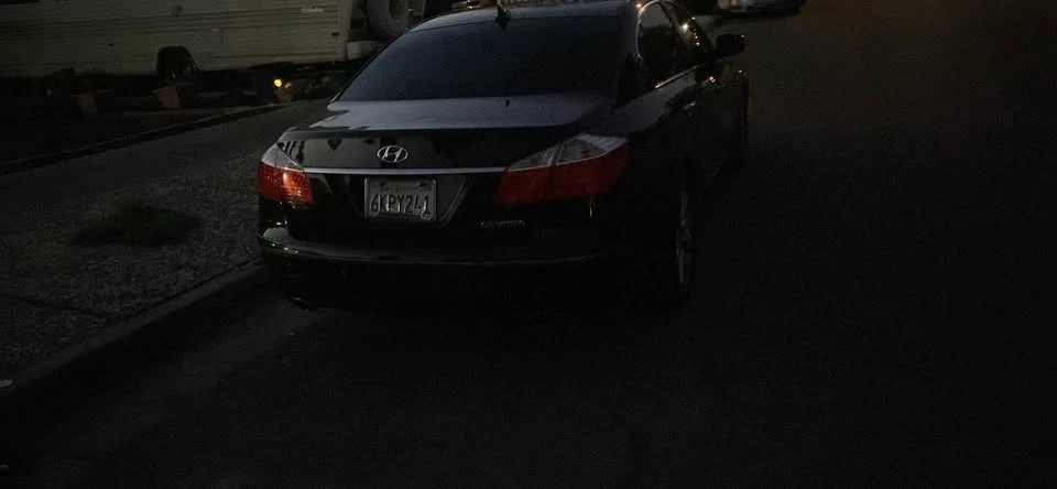 2009 Hyundai Genesis - Image 5 of 6