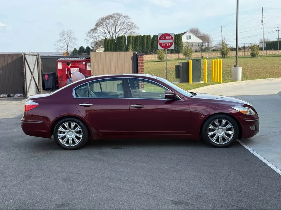 2009 Hyundai Genesis - Image 6 of 20