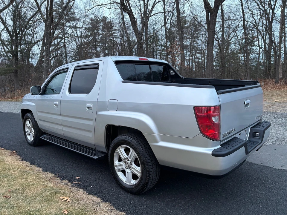 2009 Honda Ridgeline 1st Gen - Image 4 of 15