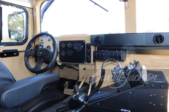 2009 AM General Hummer - Image 11 of 13