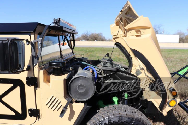 2009 AM General Hummer - Image 9 of 13