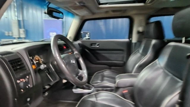 2009 Hummer Hummer H3 - Image 7 of 12
