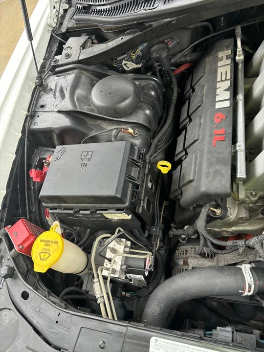 2009 Dodge Challenger SRT8 & 392 3rd Gen - Image 16 of 22