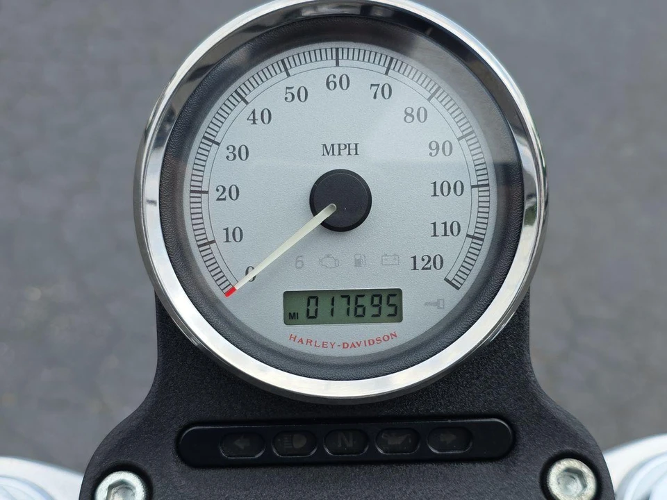 2009 Harley-Davidson Dyna Twin Cam - Image 11 of 28
