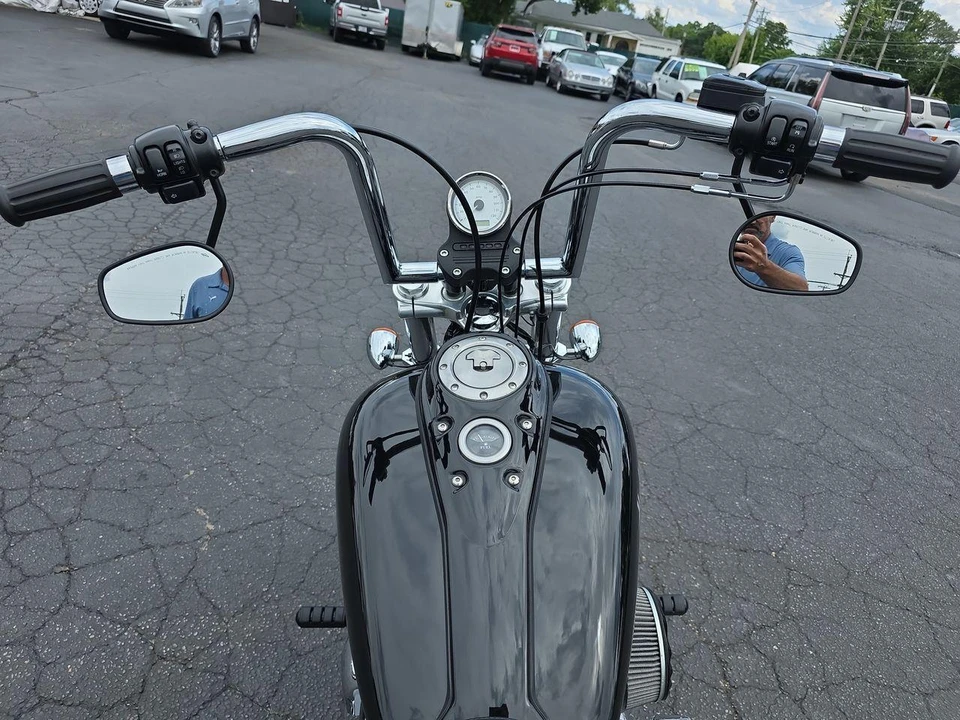 2009 Harley-Davidson Dyna Twin Cam - Image 6 of 28