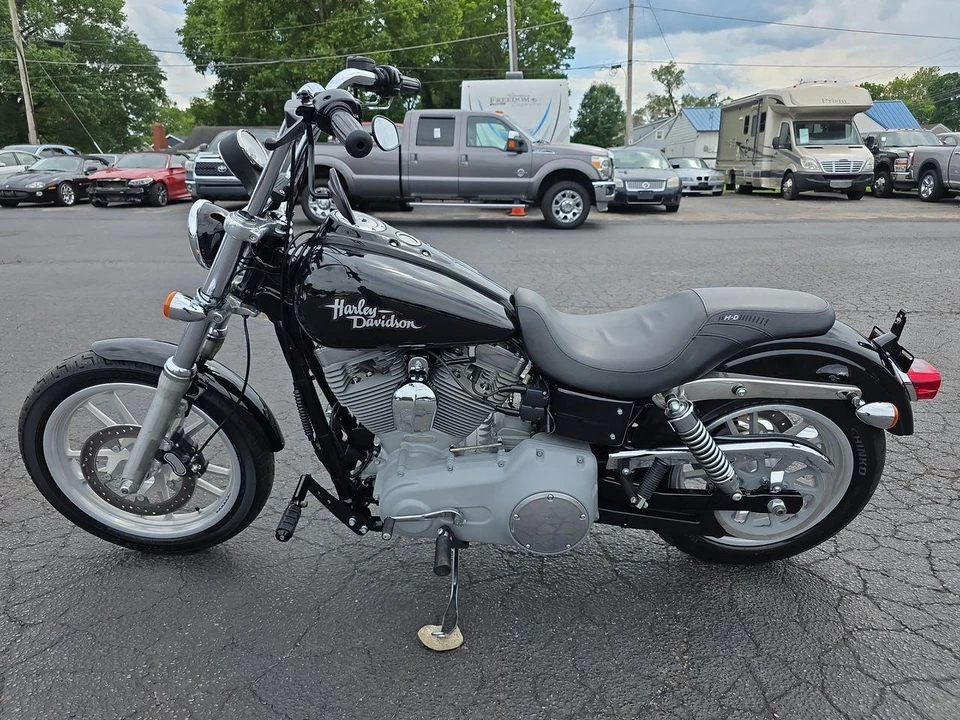 2009 Harley-Davidson Dyna Twin Cam - Image 19 of 28