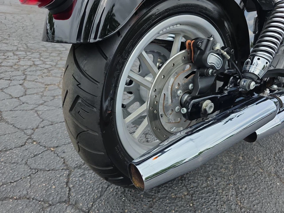 2009 Harley-Davidson Dyna Twin Cam - Image 17 of 28