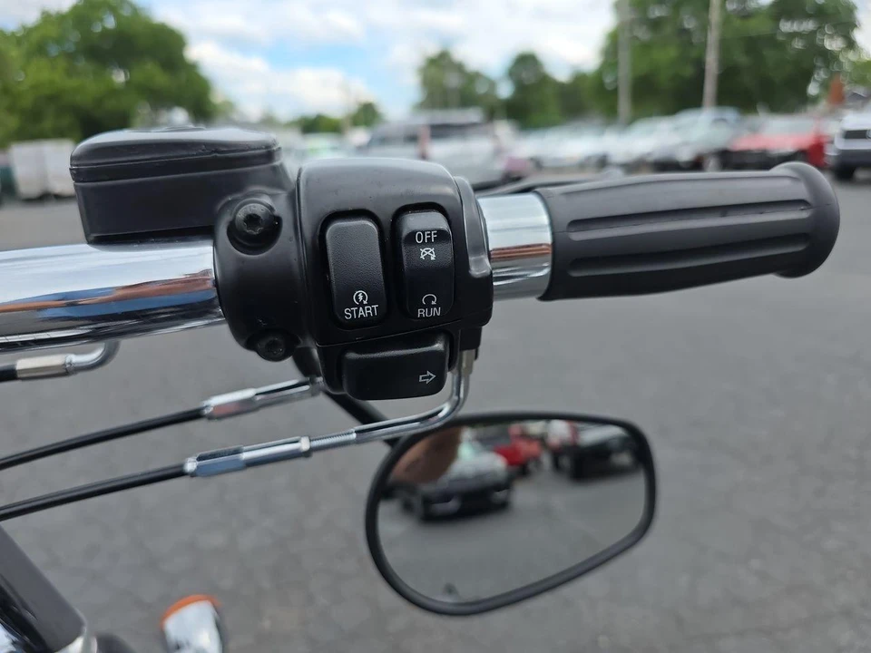 2009 Harley-Davidson Dyna Twin Cam - Image 22 of 28