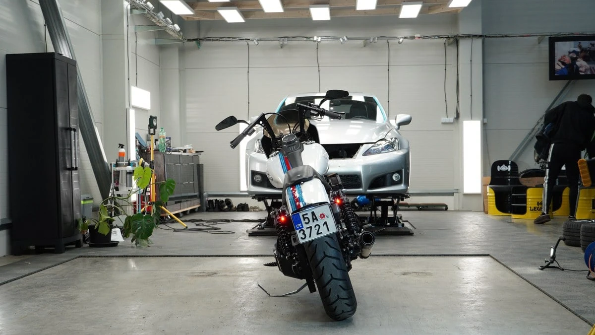 2009 Harley-Davidson Dyna Twin Cam - Image 5 of 19