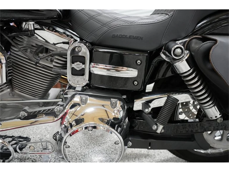 2009 Harley-Davidson Dyna Twin Cam - Image 11 of 25