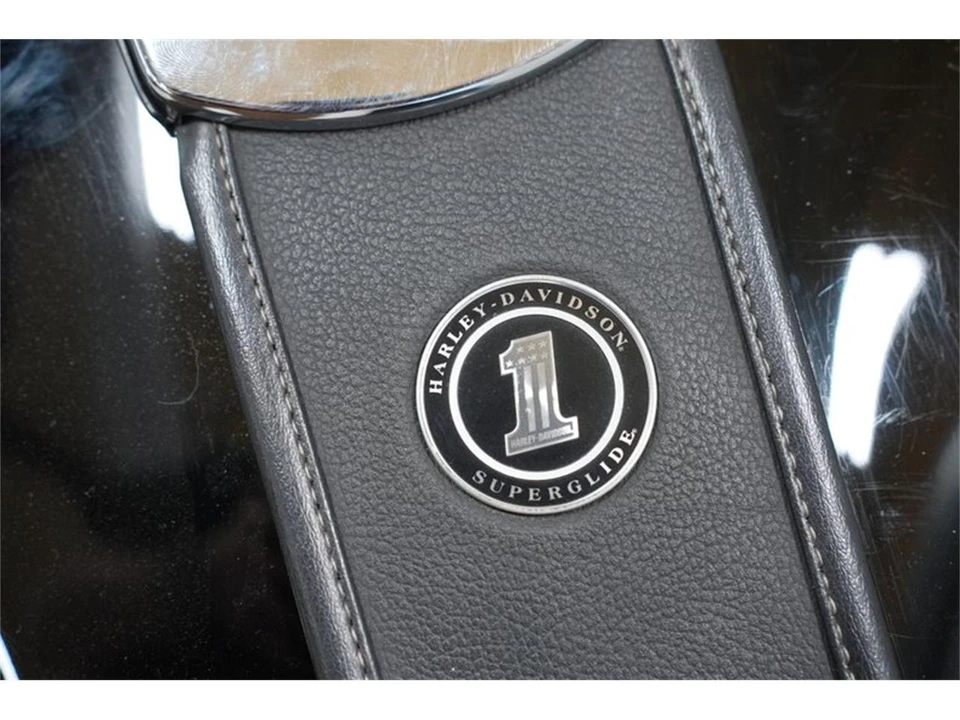 2009 Harley-Davidson Dyna Twin Cam - Image 17 of 25