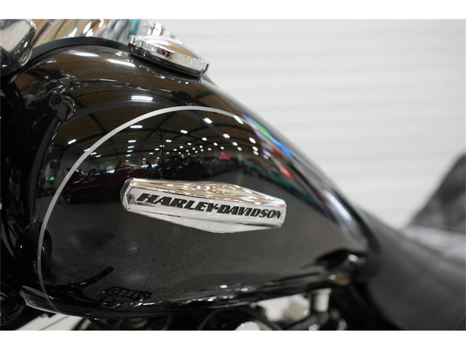 2009 Harley-Davidson Dyna Twin Cam - Image 21 of 25