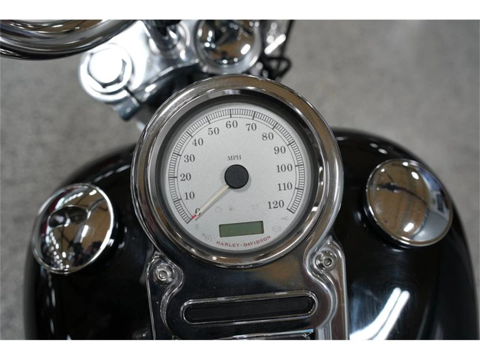 2009 Harley-Davidson Dyna Twin Cam - Image 23 of 25