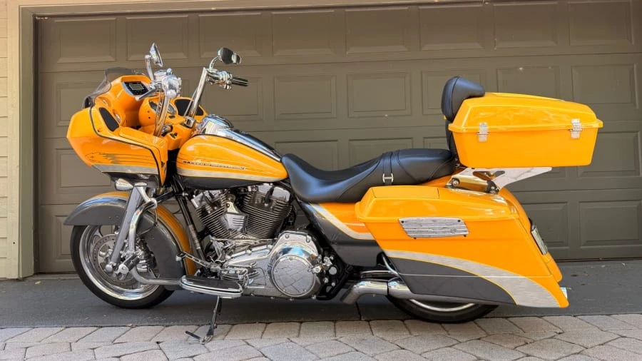 2009 Harley-Davidson CVO - Image 2 of 4