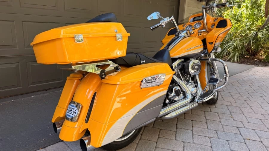 2009 Harley-Davidson CVO - Image 3 of 4