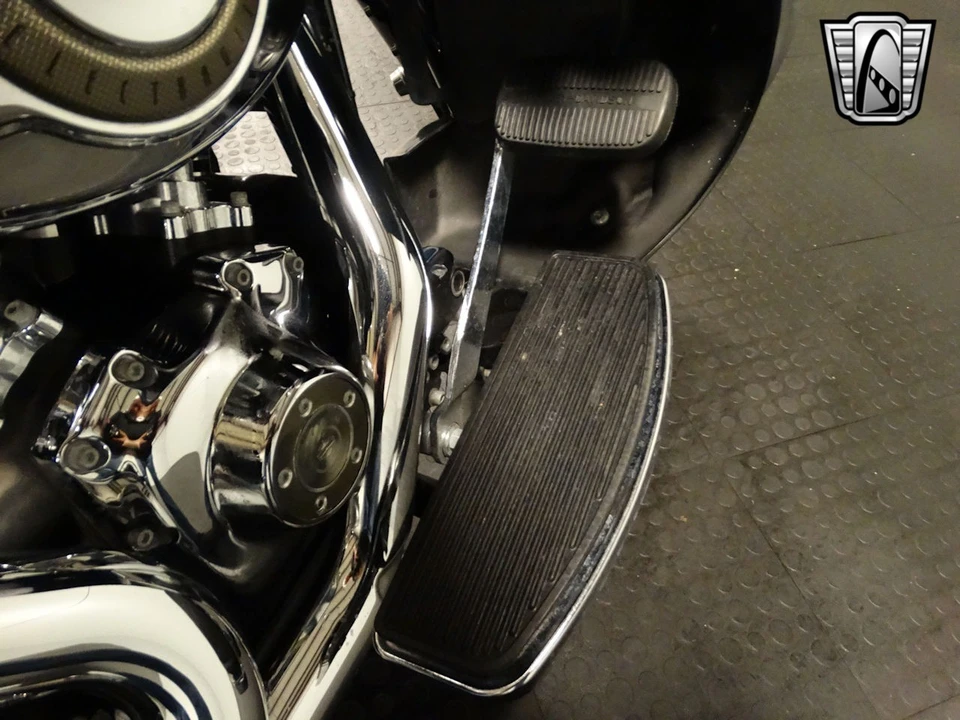 2009 Harley-Davidson Touring Twin Cam - Image 18 of 21
