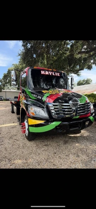 2009 Hino 268 - Image 2 of 16