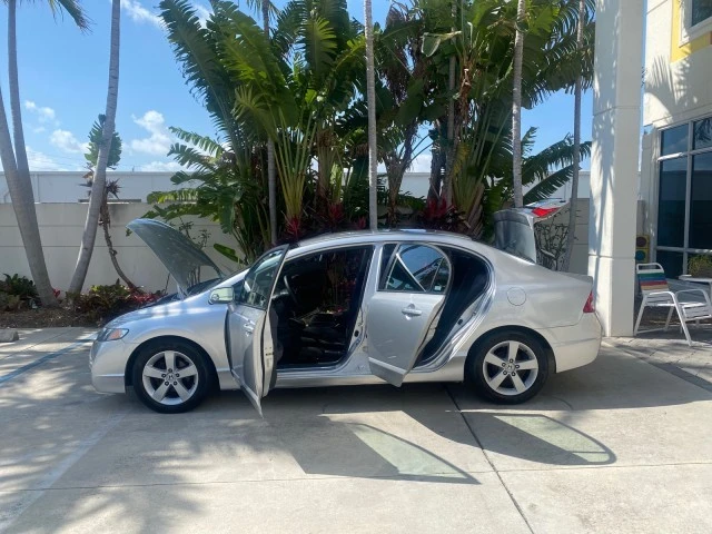 2009 Honda Civic 8th Gen - Image 9 of 21