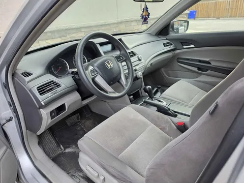 2009 Honda Accord 8th Gen - Image 3 of 20