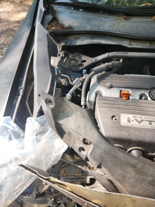 2009 Honda Accord 8th Gen - Image 10 of 12
